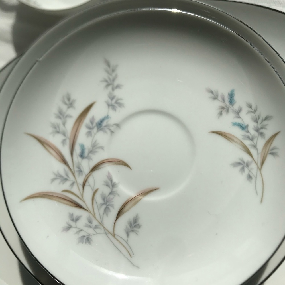 MCM Wentworth “Angelique” Fine China Set- Mid Century NOTE:$30 Extra Shipping - Picture 9 of 12